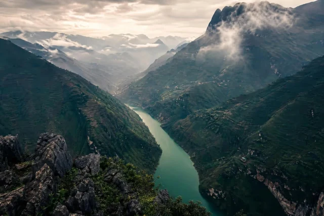 The Nho Quế River between Ha Giang’s limestone highlands